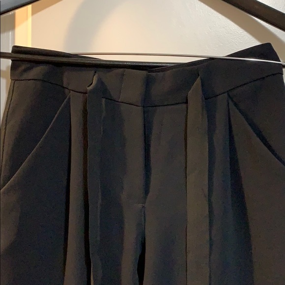 ❌ SOLD ❌ Wilfred Allan pant - Picture 2 of 6